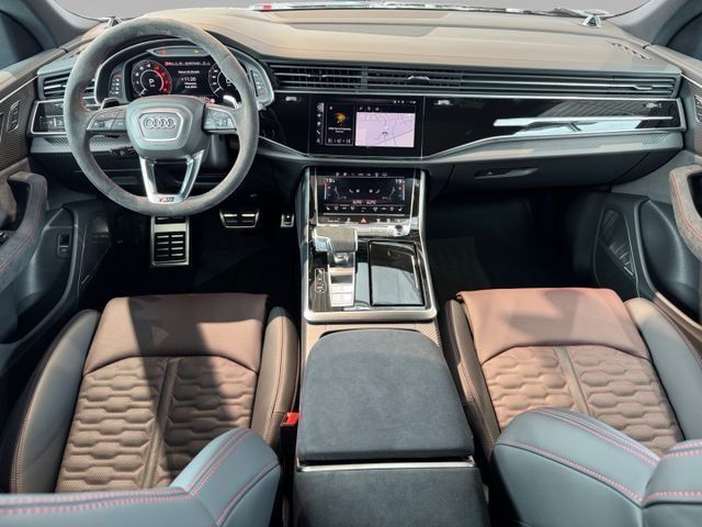 Audi RSQ8 2025