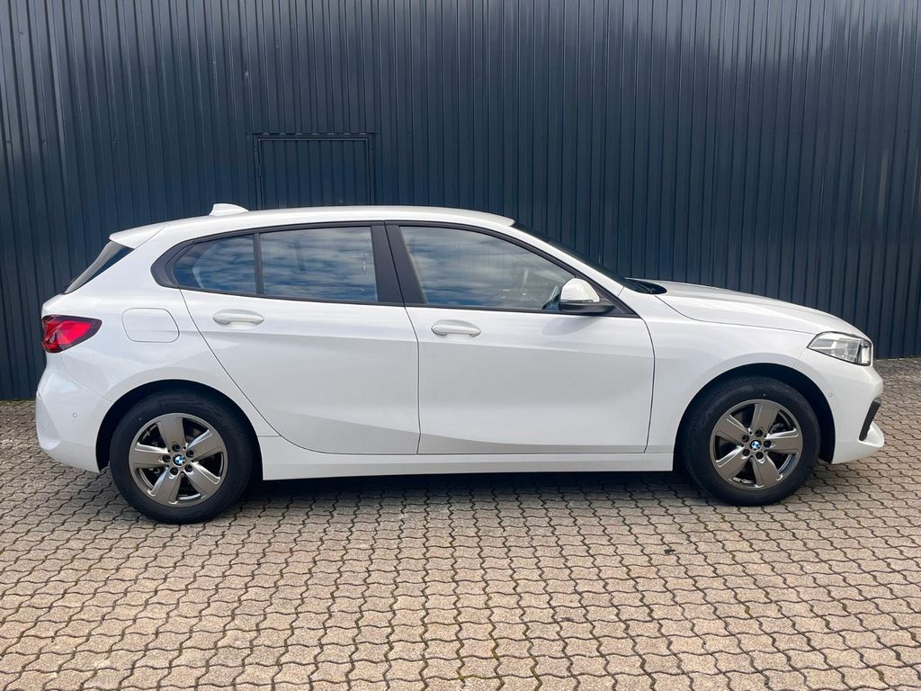 BMW 116 2024