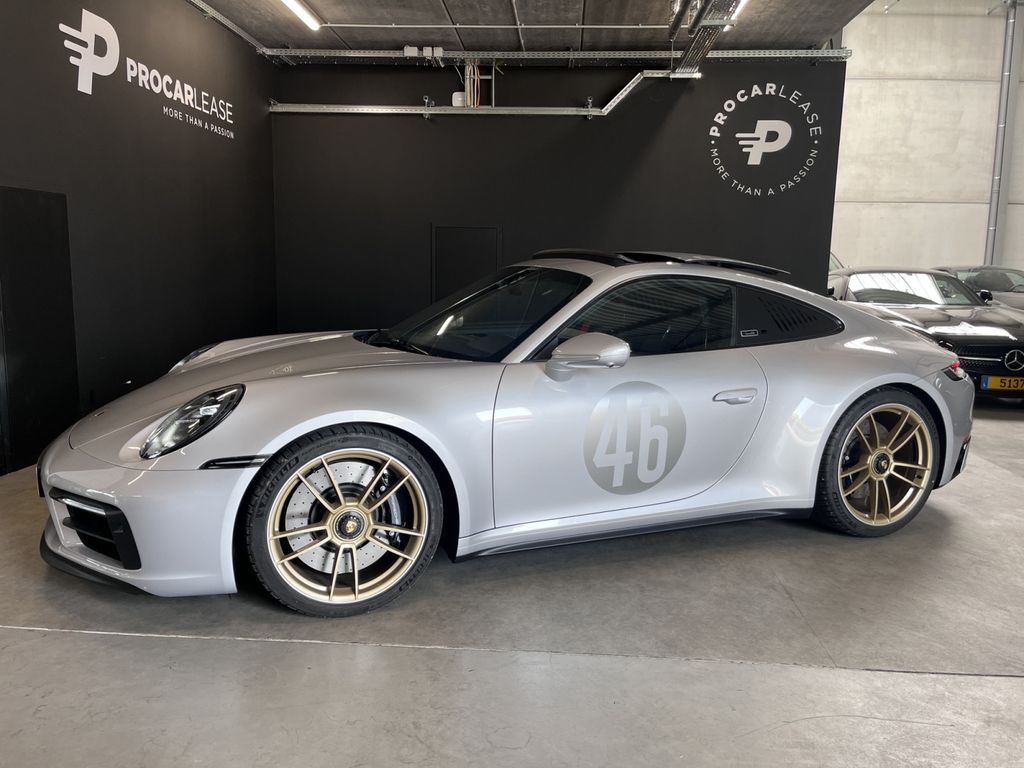 Porsche 992 2023