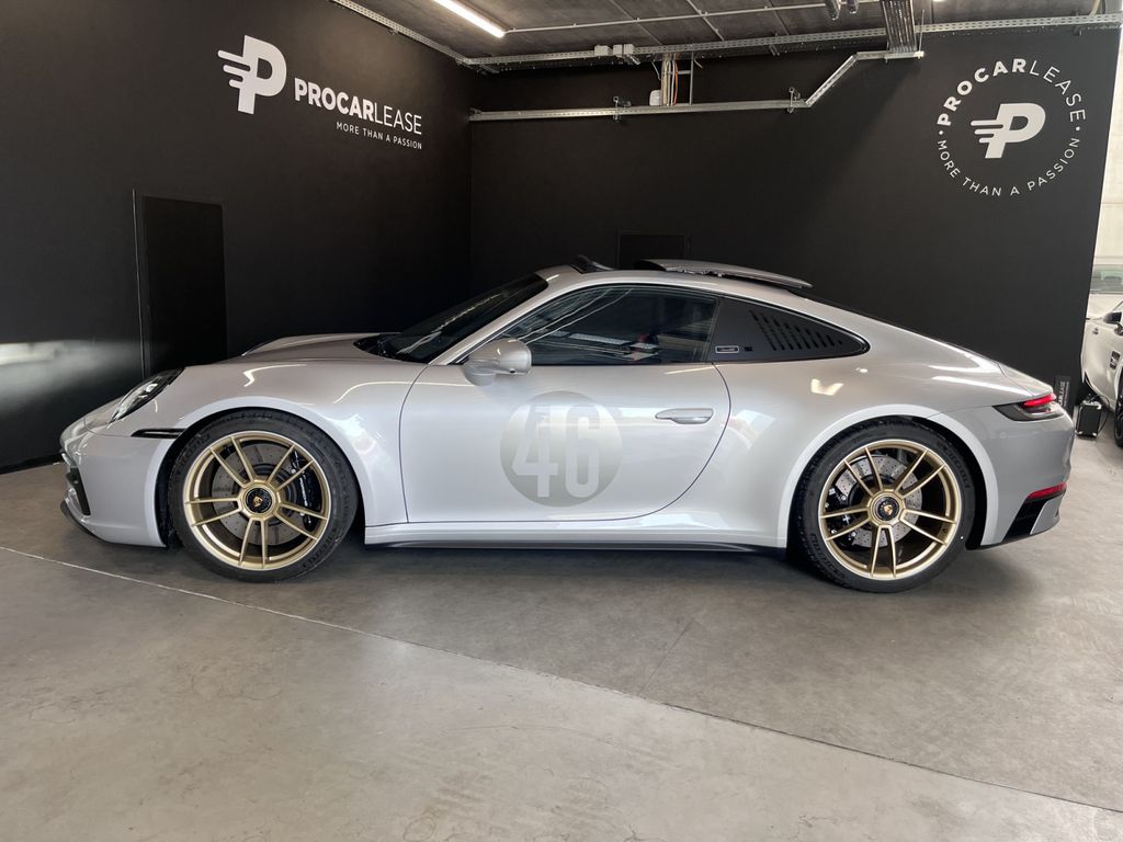 Porsche 992 2023
