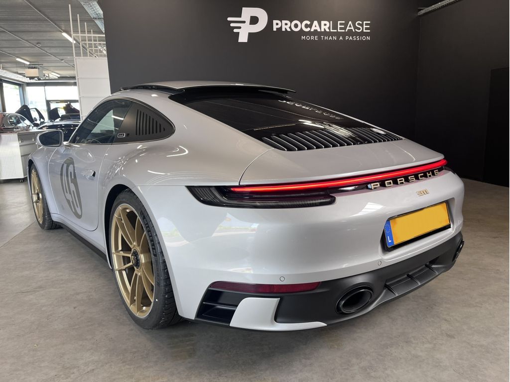 Porsche 992 2023