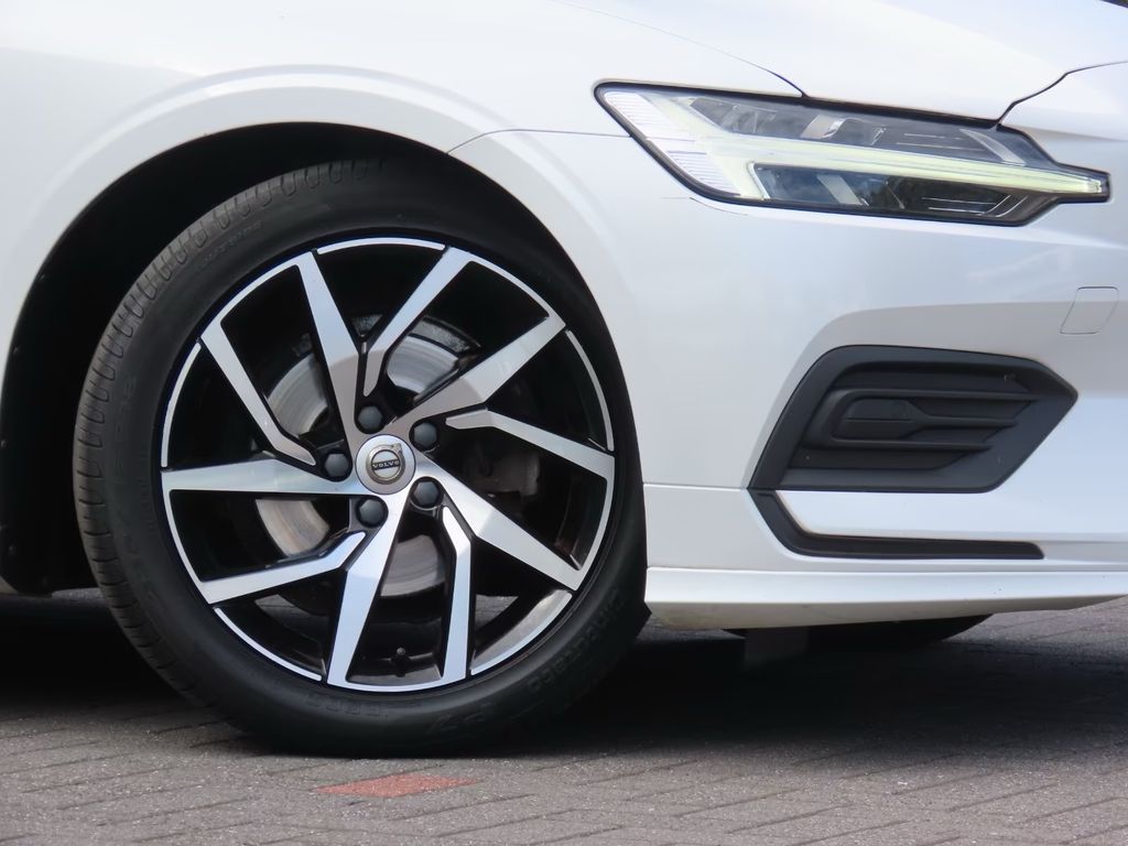 Volvo V60 2018