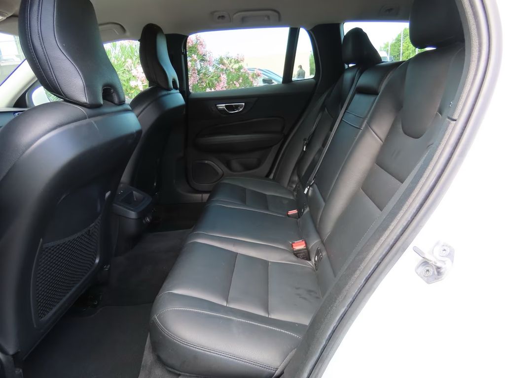 Volvo V60 2018