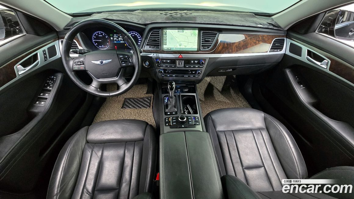 Hyundai Genesis 2015