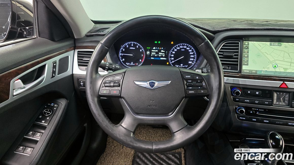 Hyundai Genesis 2015