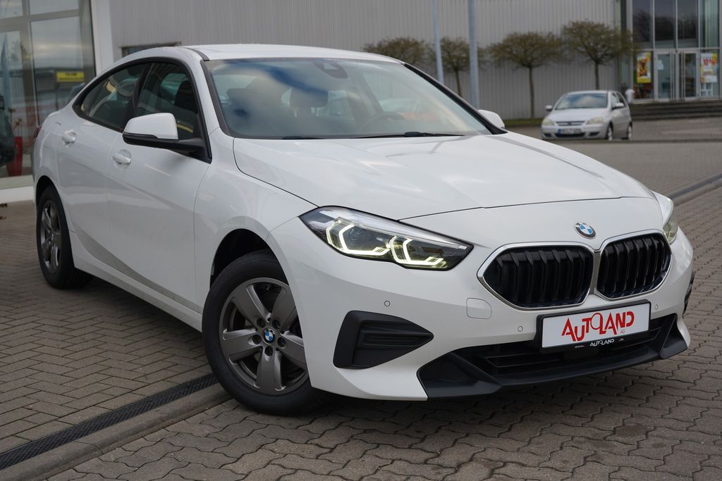 BMW 218 2021