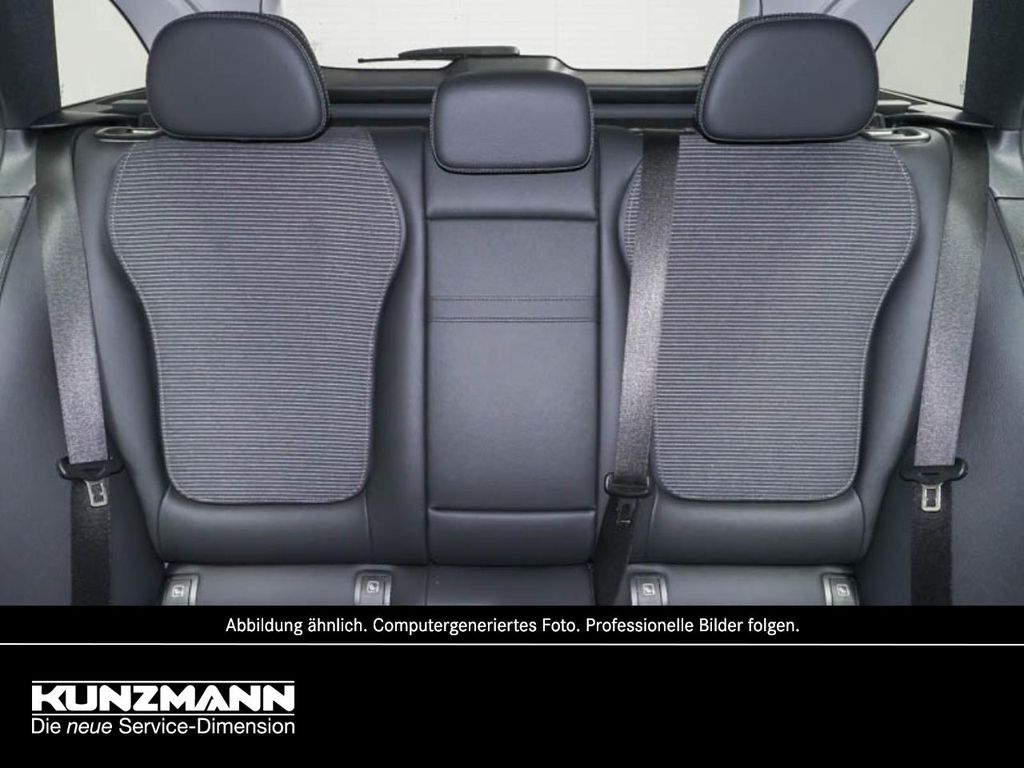 Mercedes-Benz C 300 2025