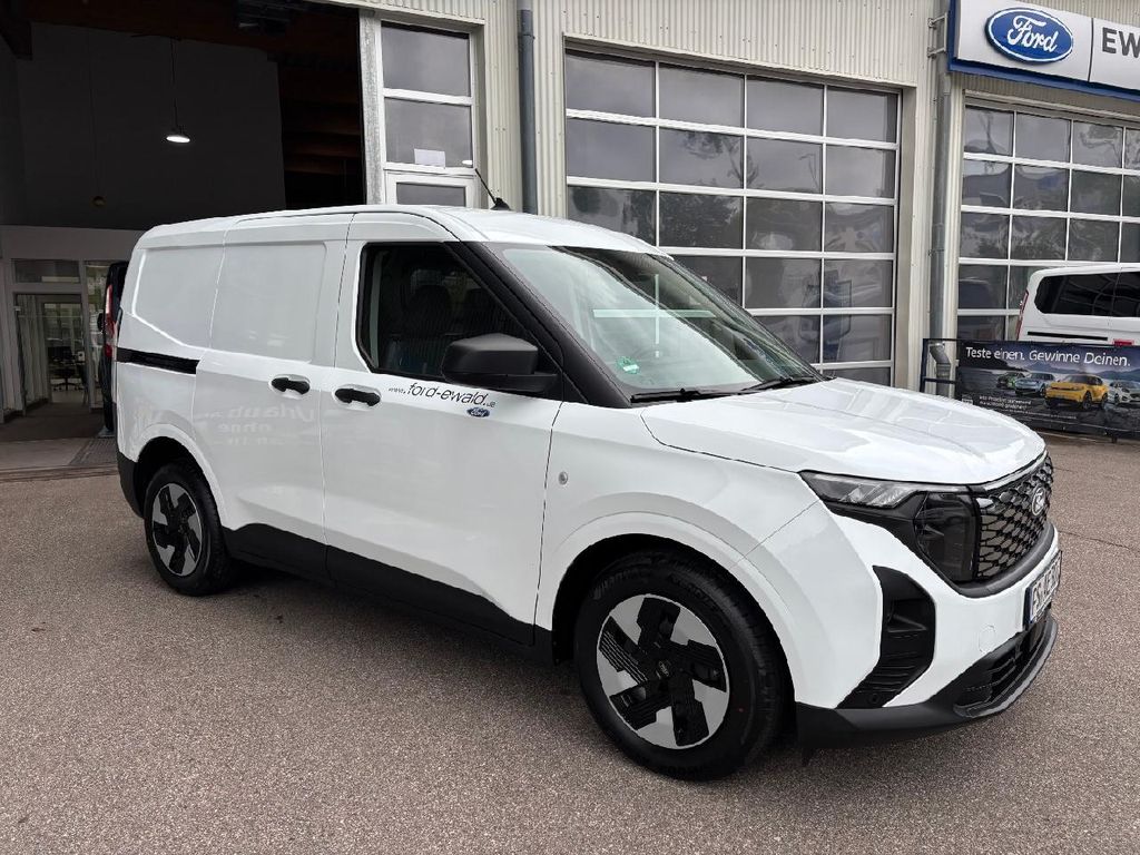 Ford Tourneo Courier 2025