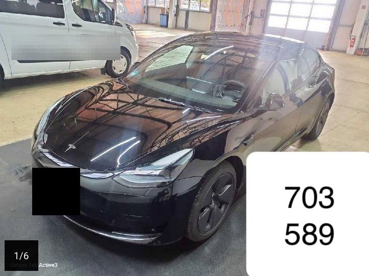 Tesla Model 3 2022