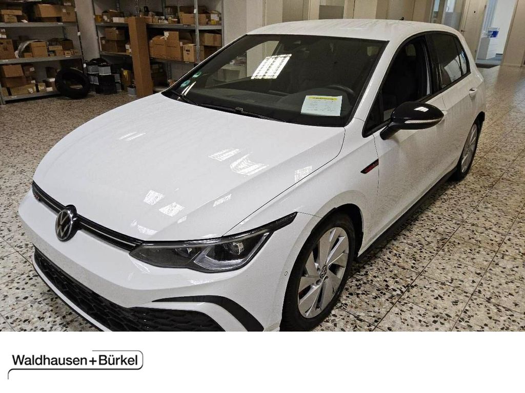 Volkswagen Golf 2023