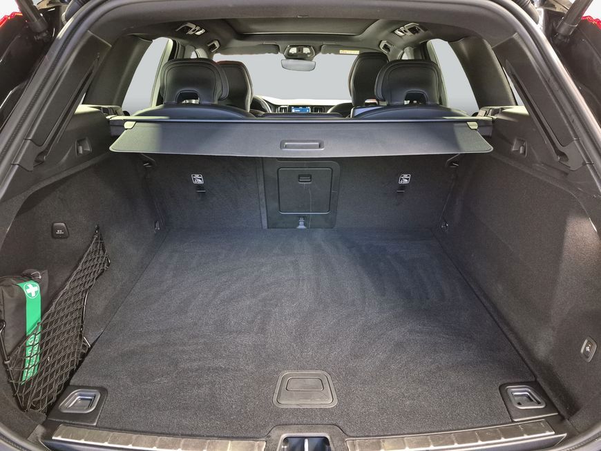 Volvo XC60 2025