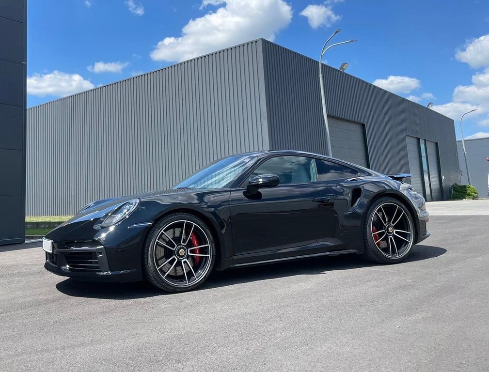 Porsche 992 2023