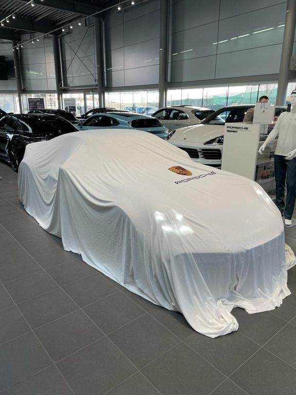 Porsche 992 2023