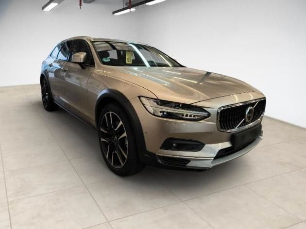 Volvo V90 Cross Country 2024