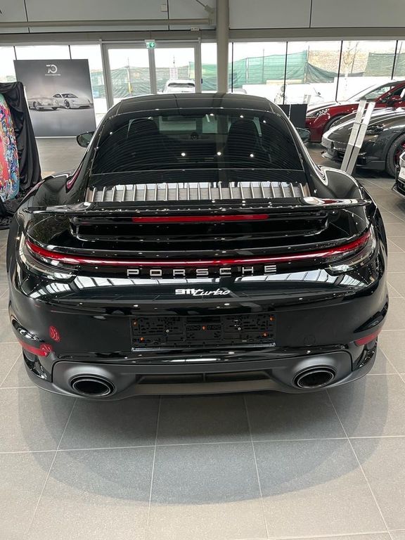 Porsche 992 2023