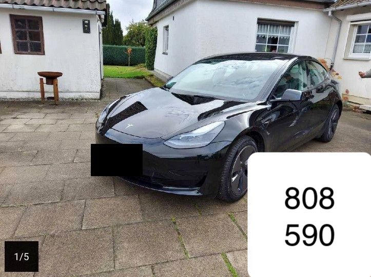 Tesla Model 3 2022