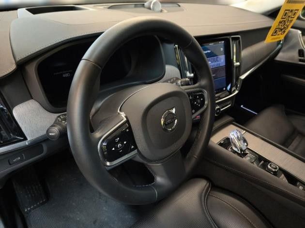 Volvo V90 Cross Country 2024