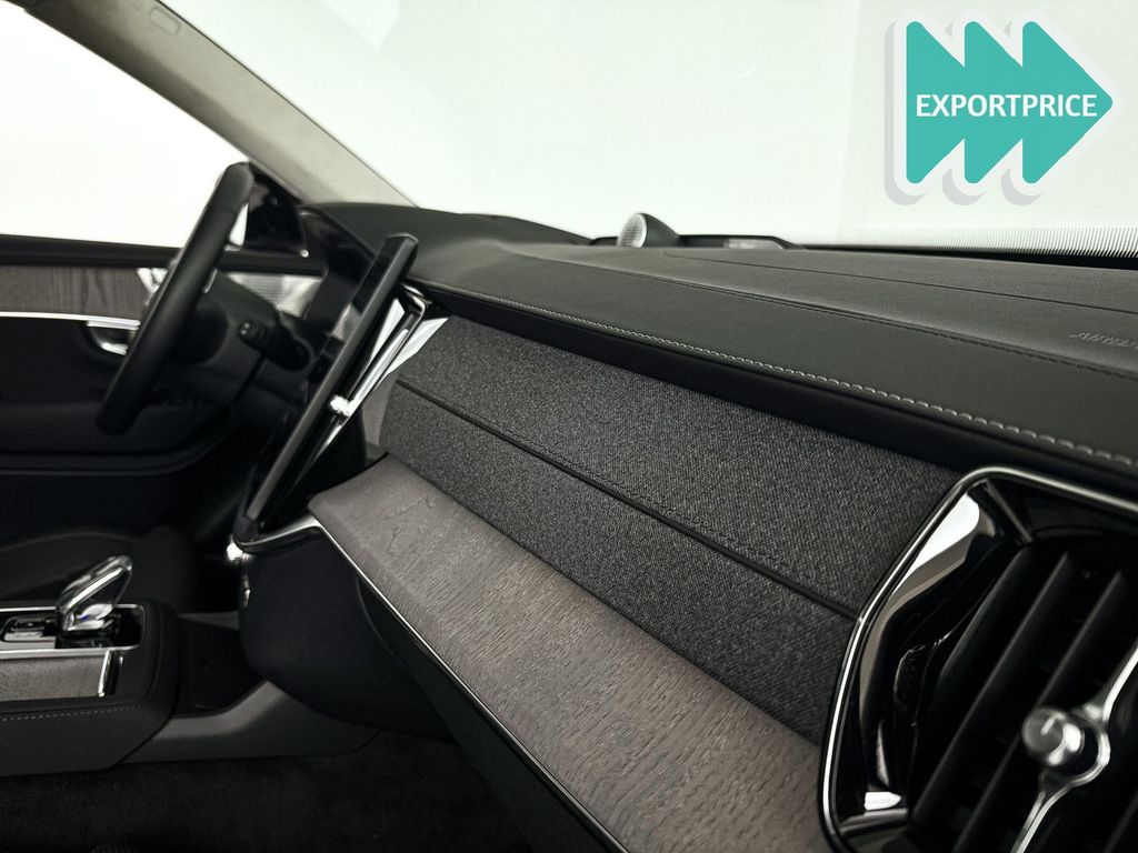 Volvo XC90 2025