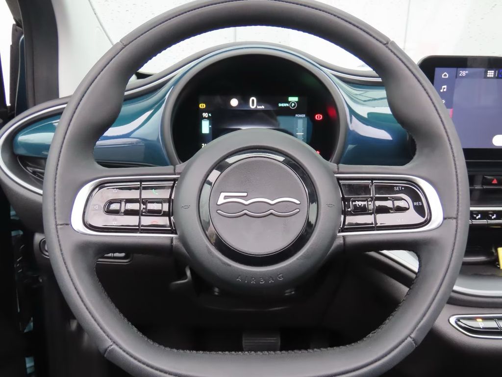 Fiat 500e 2023