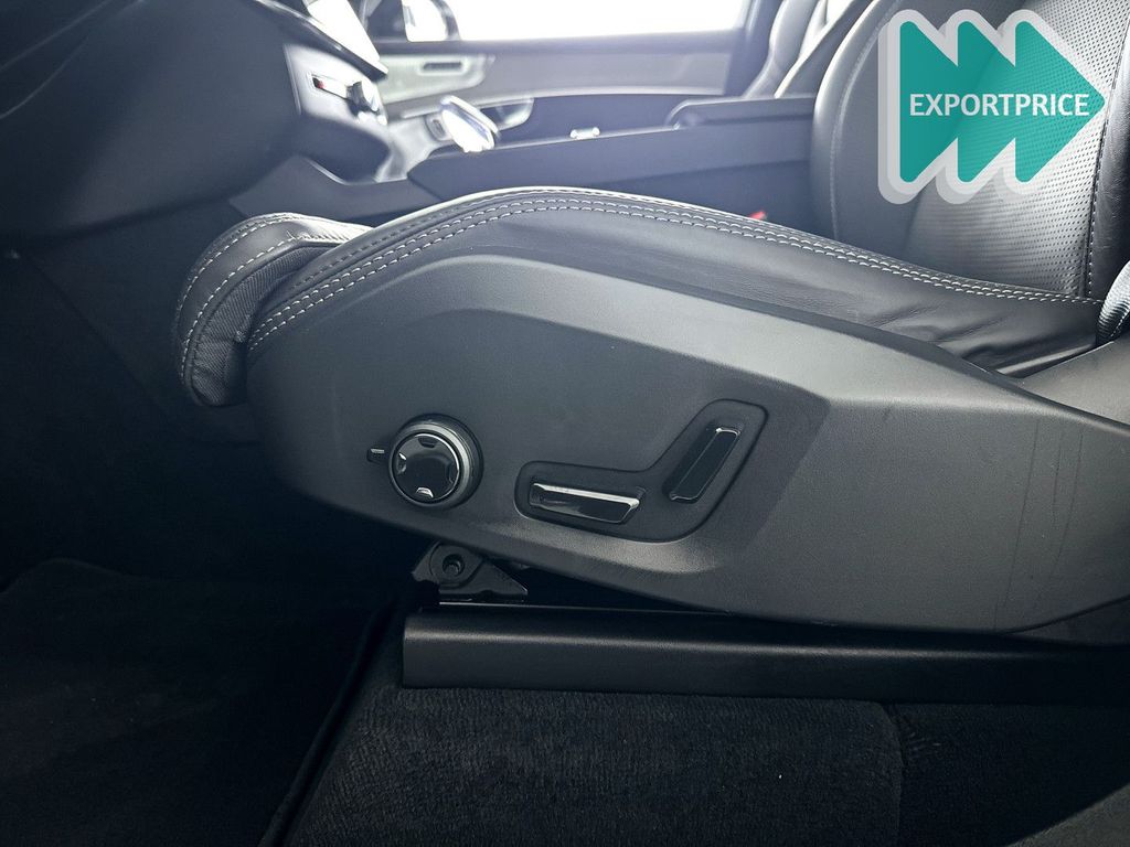 Volvo XC90 2025