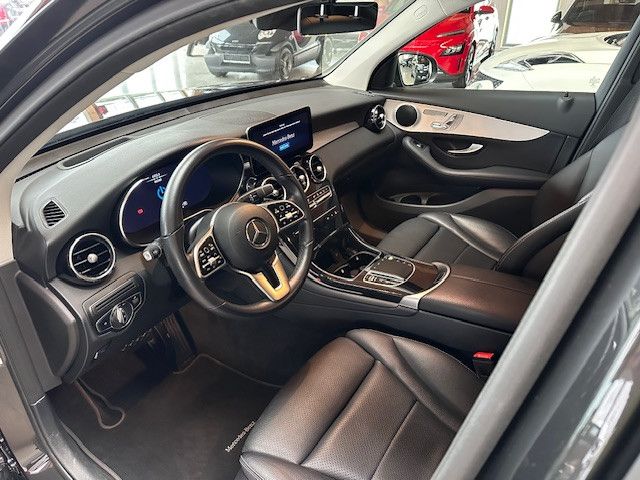 Mercedes-Benz GLC 300 2021