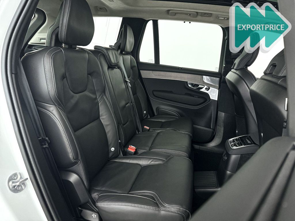 Volvo XC90 2025