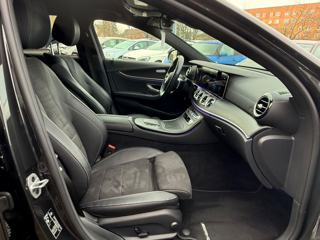 Mercedes-Benz E 300 2022