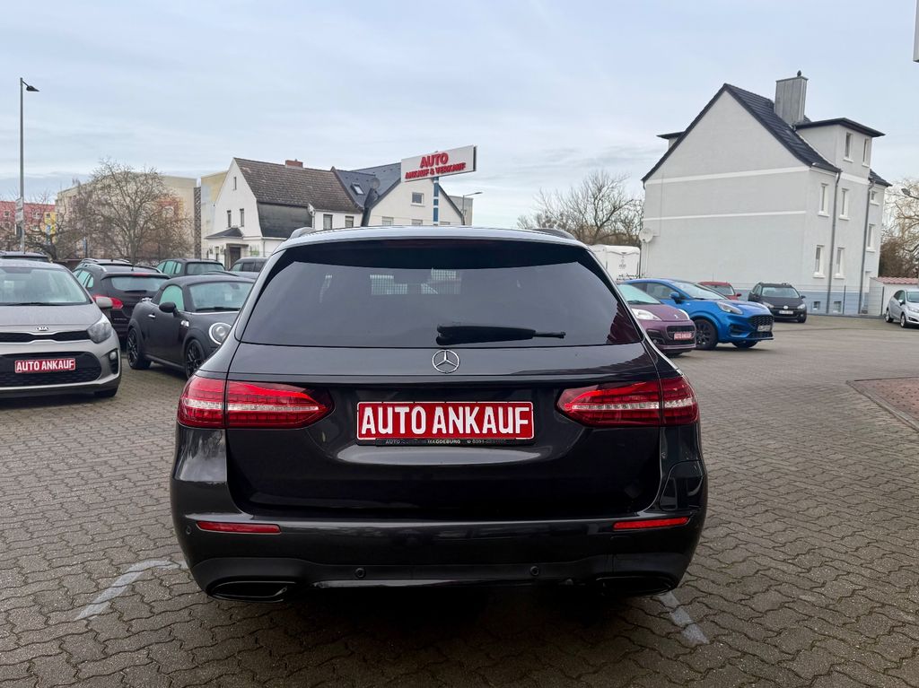 Mercedes-Benz E 300 2022