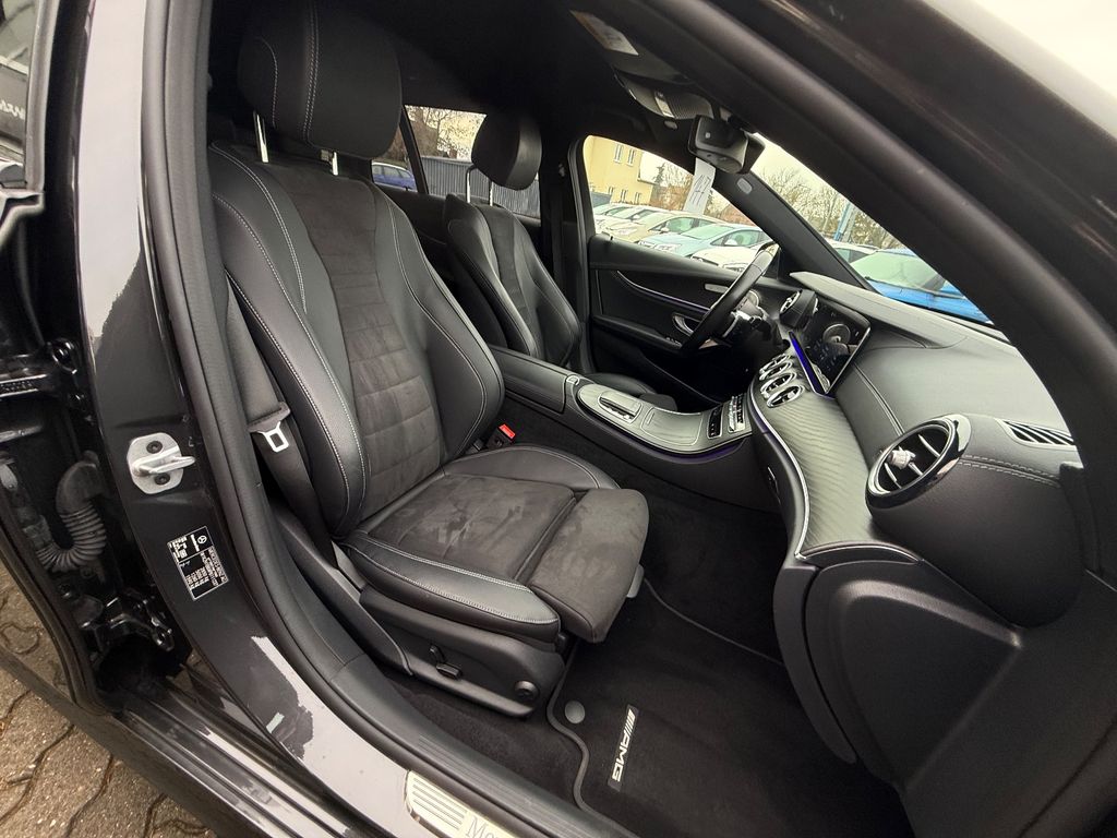 Mercedes-Benz E 300 2022