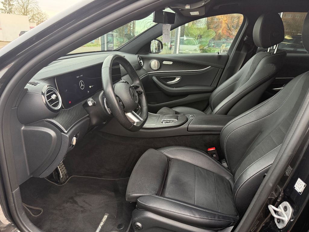Mercedes-Benz E 300 2022