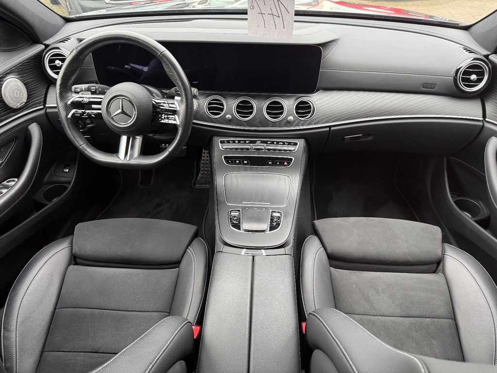 Mercedes-Benz E 300 2022