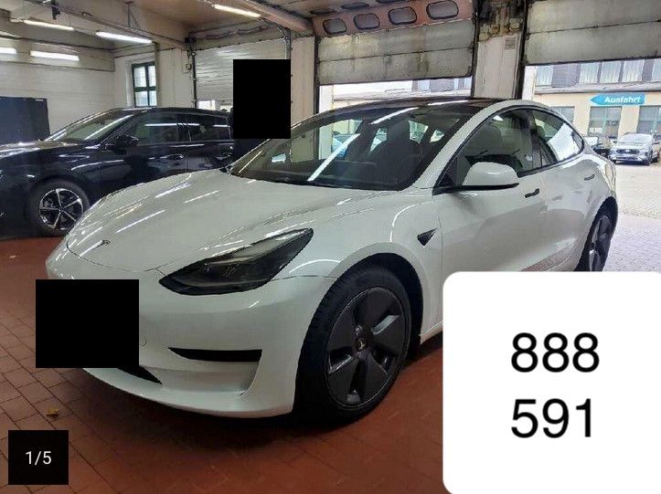 Tesla Model 3 2022