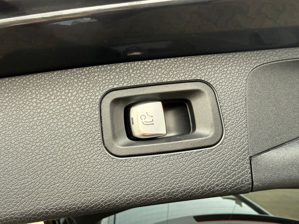 Mercedes-Benz E 300 2022