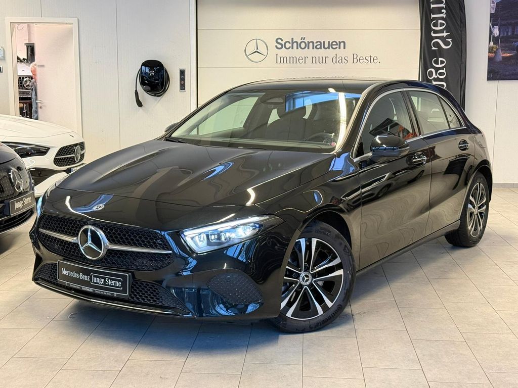 Mercedes-Benz A 200 2025