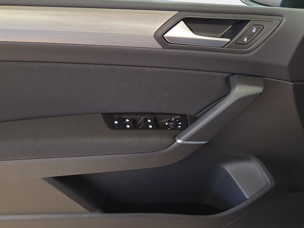 Volkswagen Touran 2025