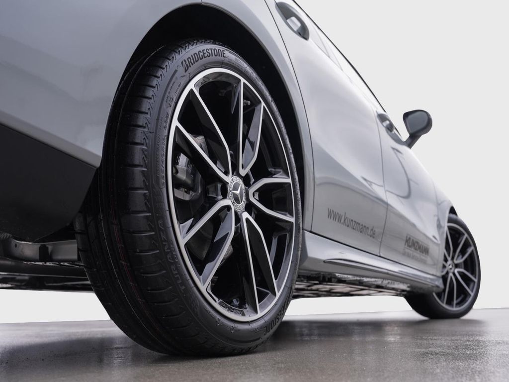 Mercedes-Benz CLA 180 2025