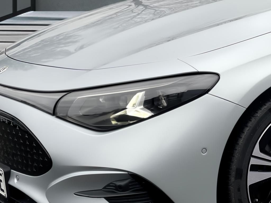 Mercedes-Benz CLA 250 2025