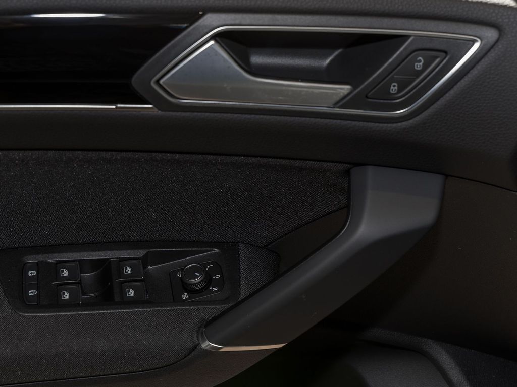 Volkswagen Touran 2025