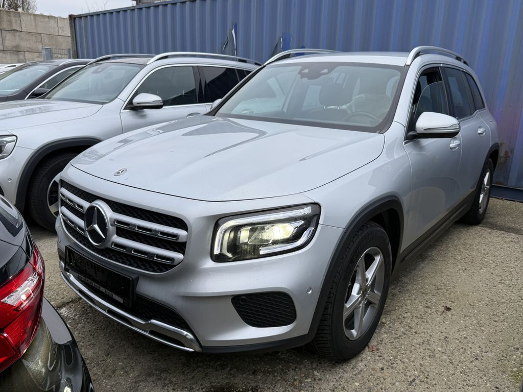 Mercedes-Benz GLB 180 2023