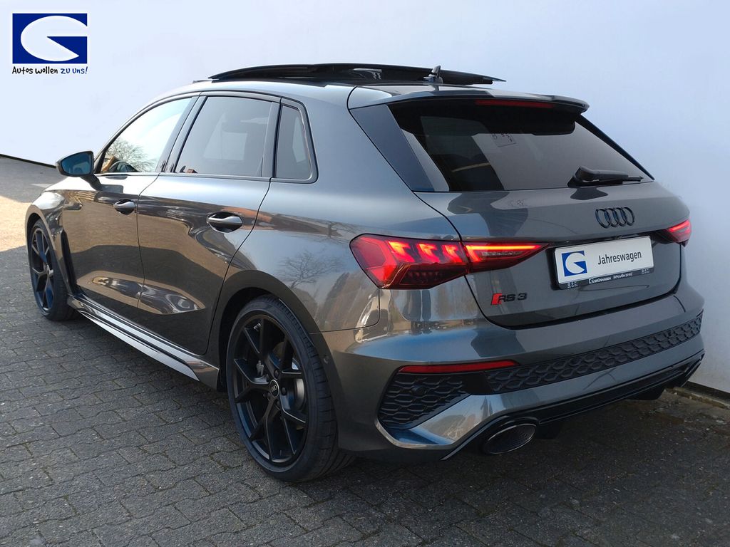 Audi RS3 2024