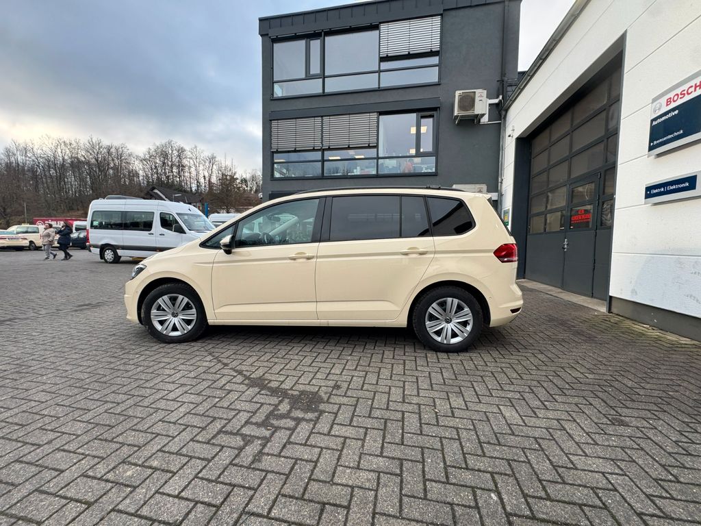 Volkswagen Touran 2025
