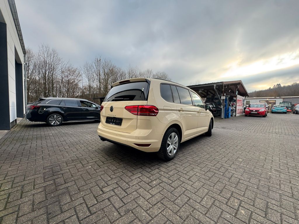 Volkswagen Touran 2025