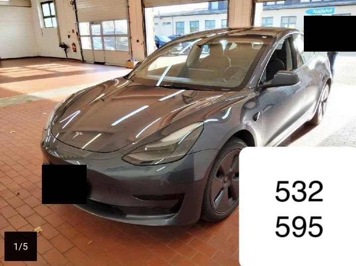 Tesla Model 3 2022