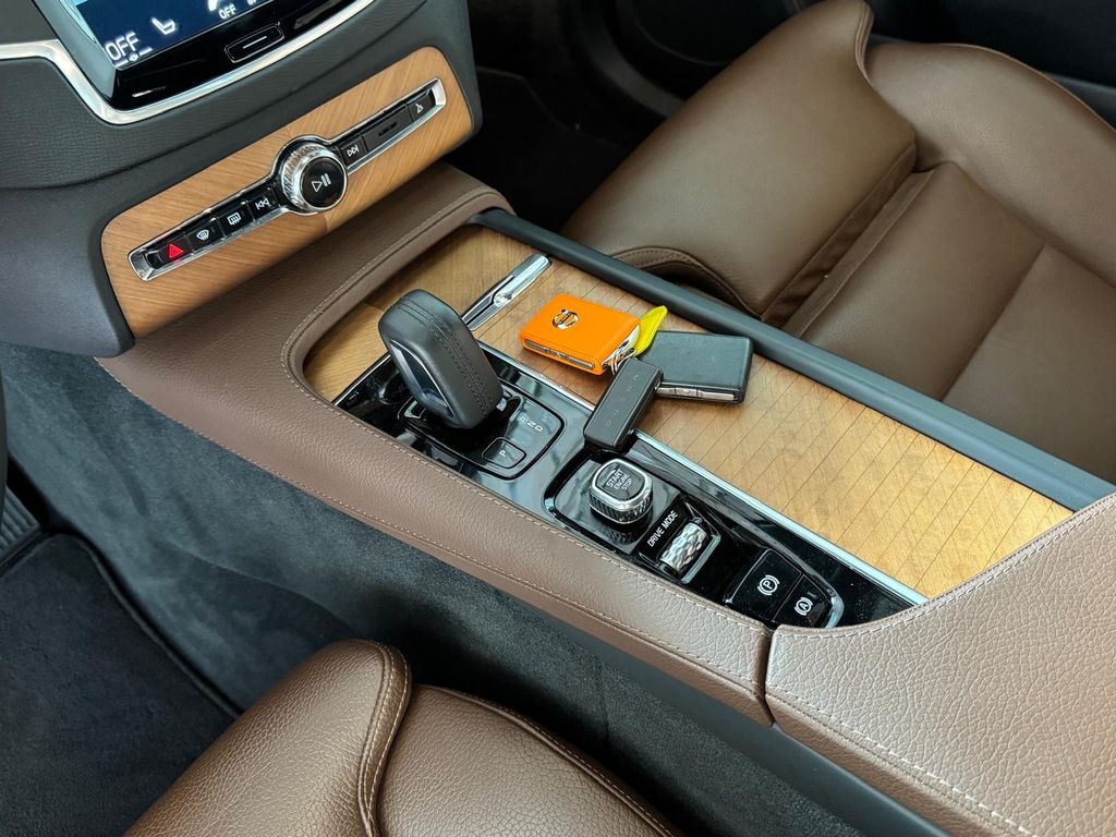 Volvo XC90 2021
