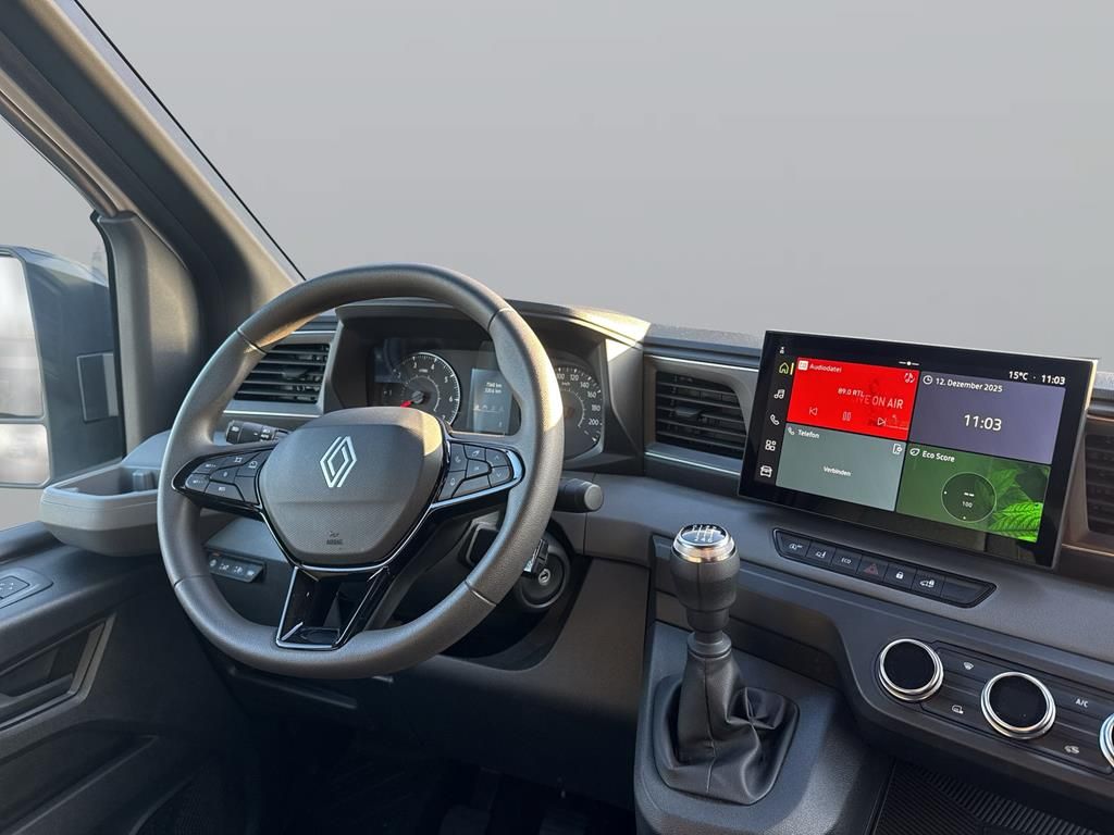 Renault Master 2025
