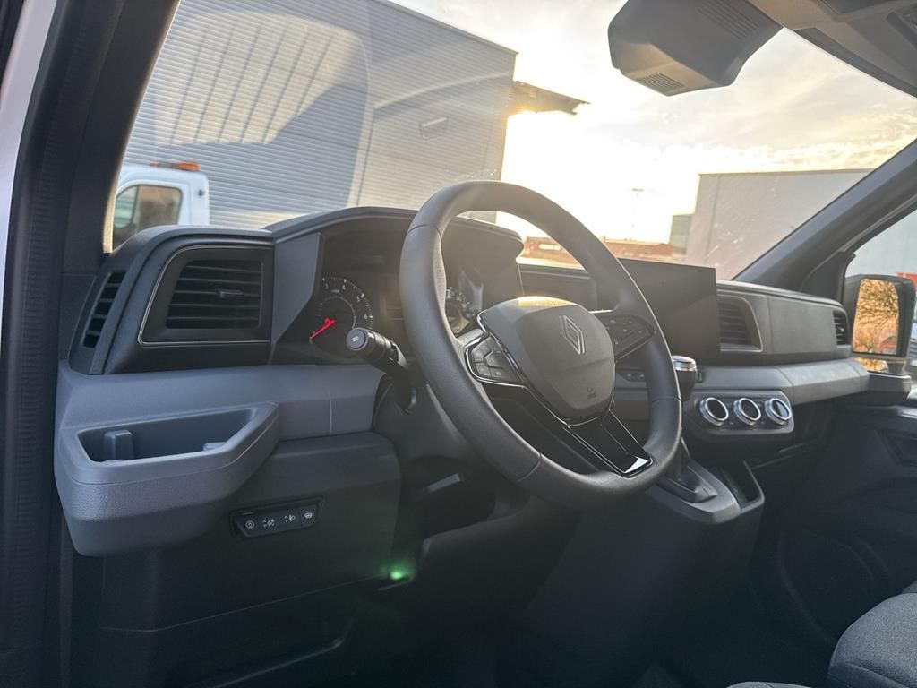 Renault Master 2025