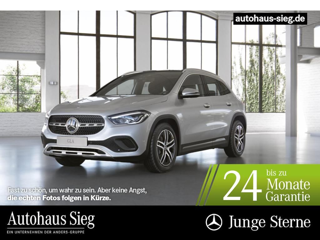 Mercedes-Benz GLA 180 2023