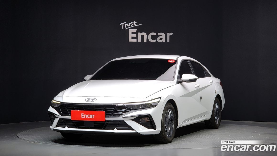 Hyundai AVANTE 2024