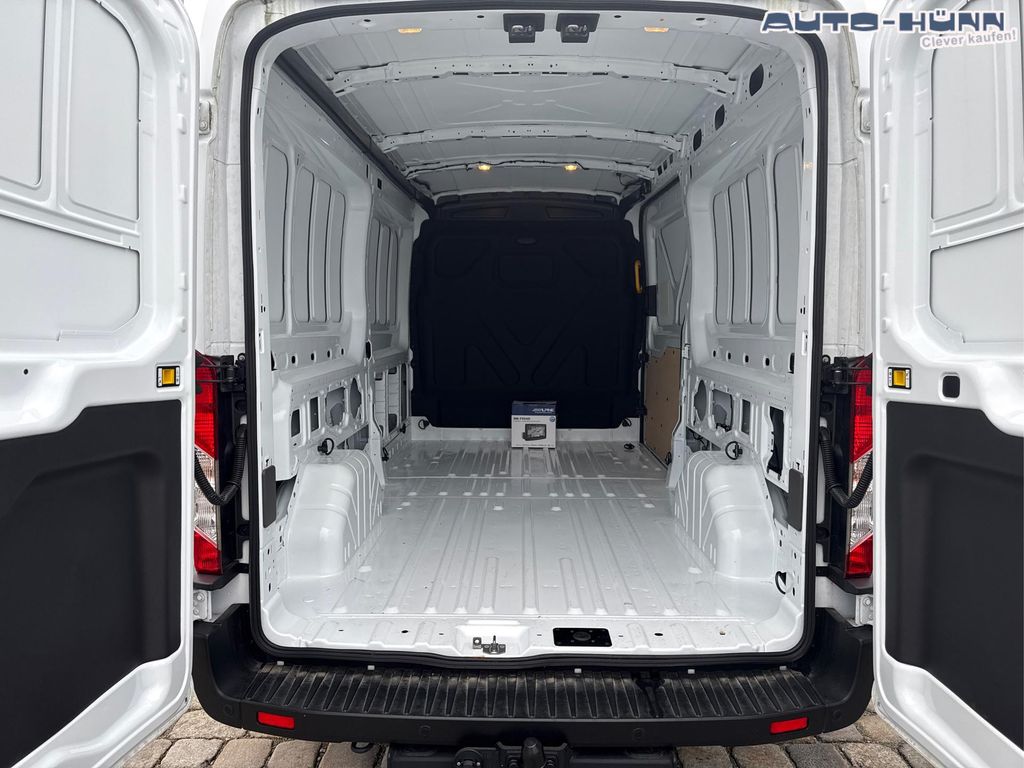 Ford Transit 2023