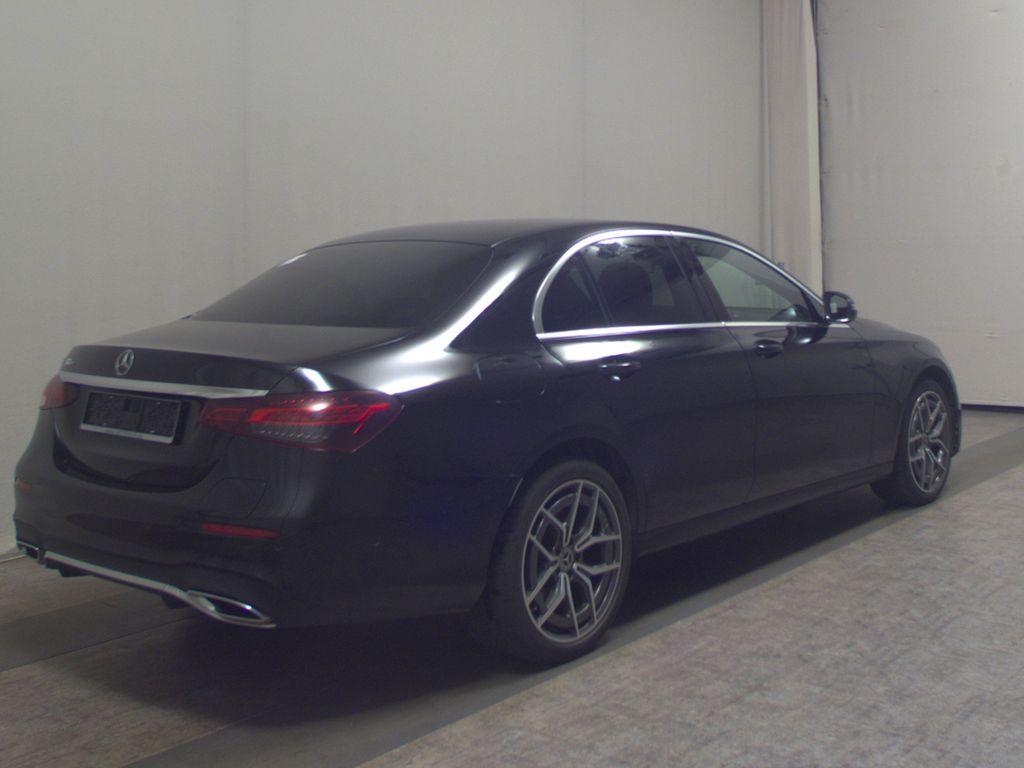 Mercedes-Benz E 300 2021